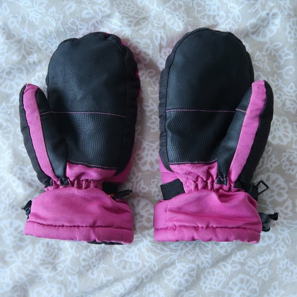 Pink kids mittens - Picture 6 of 7